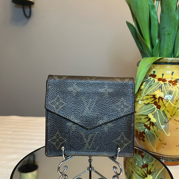 LOUIS VUITTON Monogram Brown Compact Wallet - Unisex